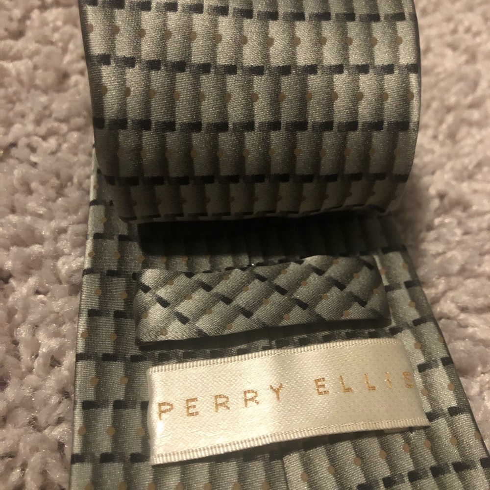 Perry Ellis geometric tie green silver - Picture 4 of 4